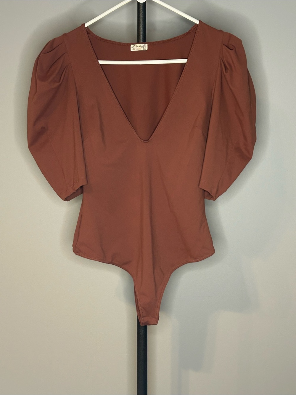 Free People Brown Puff-Sleeve V-Neck Bodysuit Size M